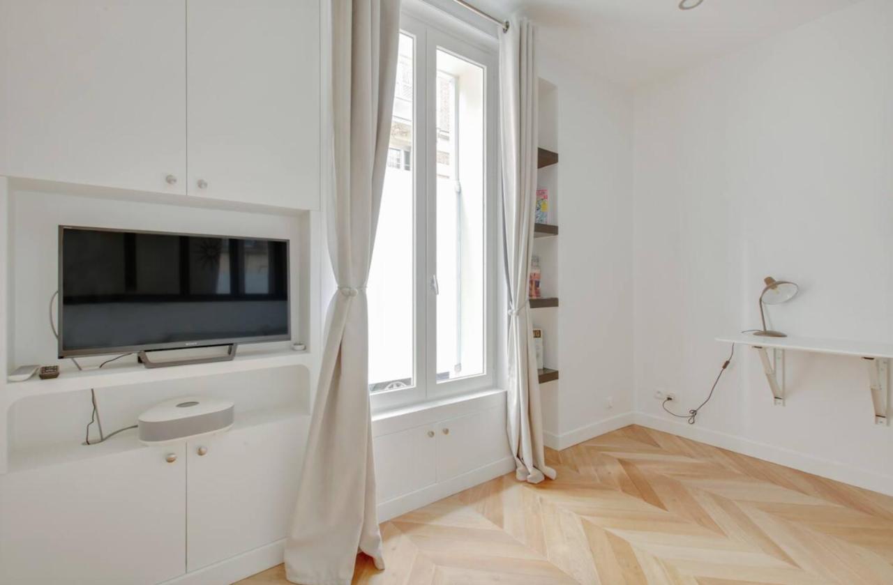 Refurbished Design Flat -Near Champs-Elysees Paris Exterior photo